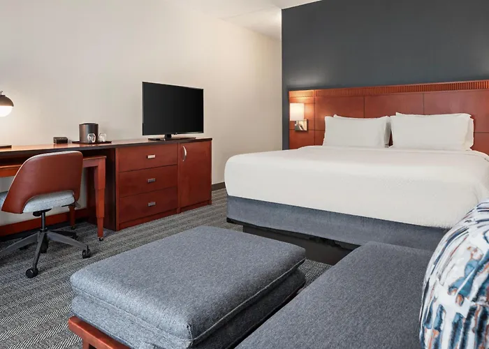 Courtyard By Marriott Chicago / Gurnee Hotel