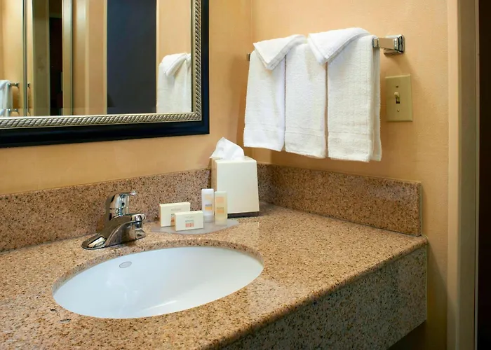Courtyard By Marriott Chicago / Gurnee Waukegan