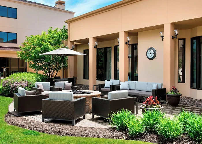 Courtyard By Marriott Chicago / Gurnee