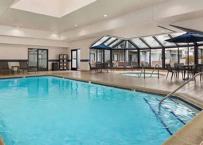 Courtyard By Marriott Chicago / Gurnee 3* Waukegan