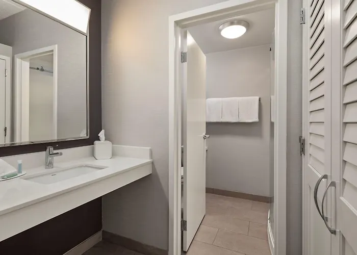 Courtyard By Marriott Chicago / Gurnee Hotel Waukegan