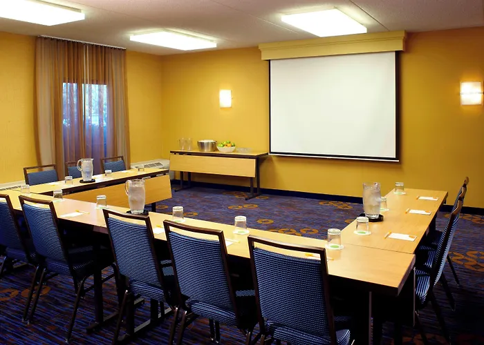 Hotel Courtyard By Marriott Chicago / Gurnee