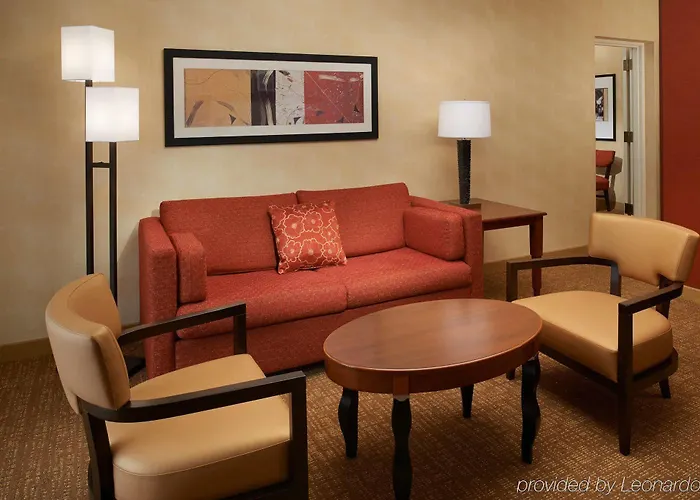 Courtyard By Marriott Chicago / Gurnee