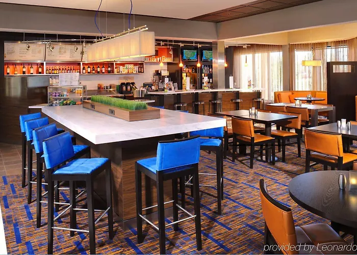 Hotel Courtyard By Marriott Chicago / Gurnee 3*